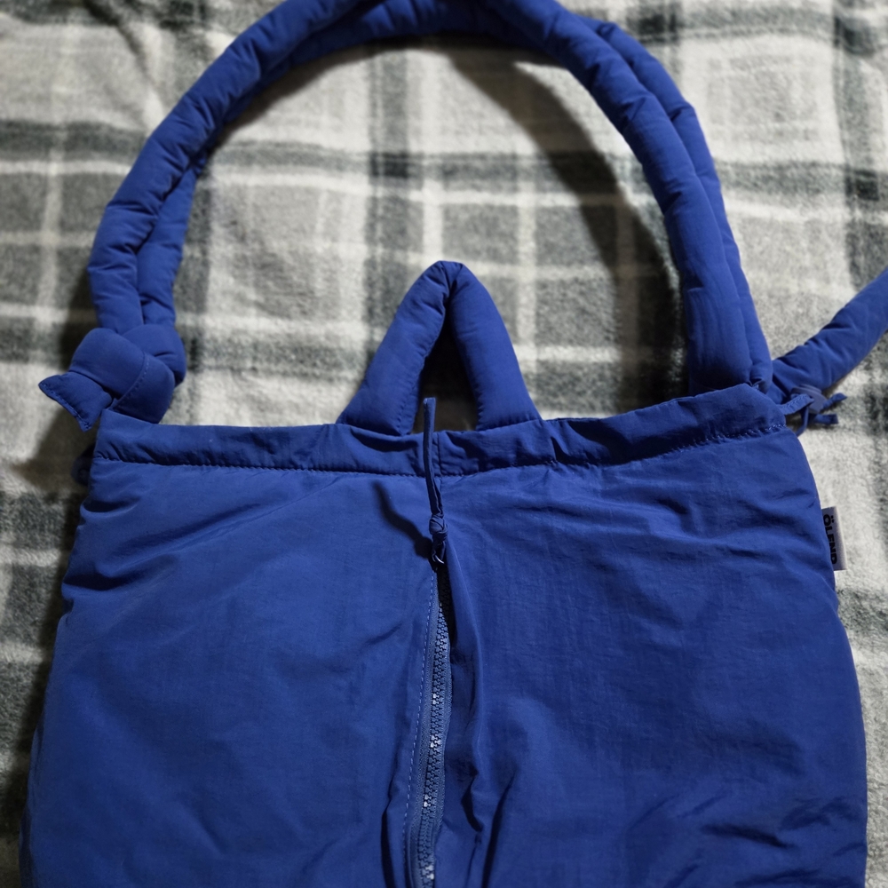 Olend Elegant Blue Tote Bag